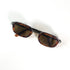 Vue en plongée des lunettes Moschino vintage – style rectangulaire