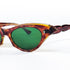 Détail du coin supérieur des lunettes vintage œil-de-chat