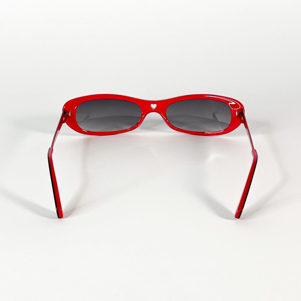 Détail cœur sur pont lunettes Moschino MO02203