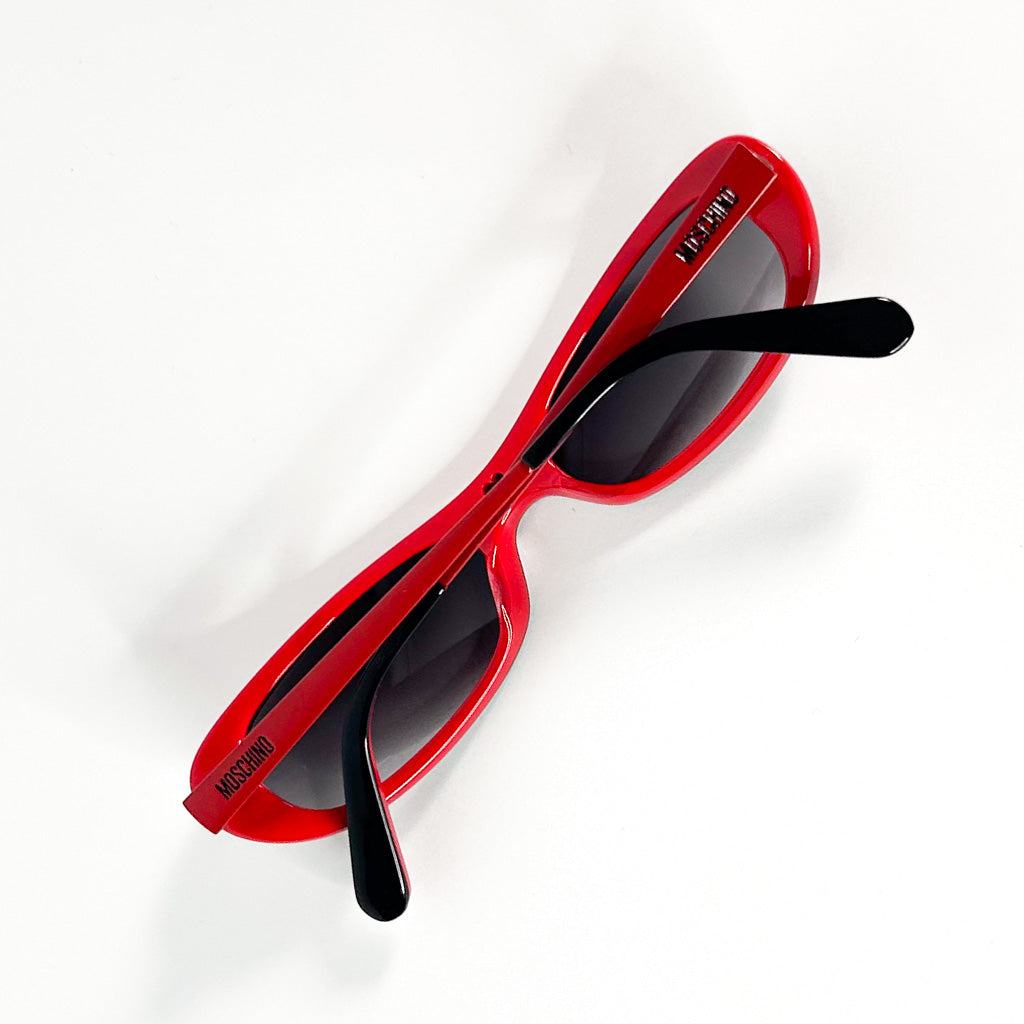 Lunettes de soleil vintage Moschino MO02203 rouge et noir vue de face