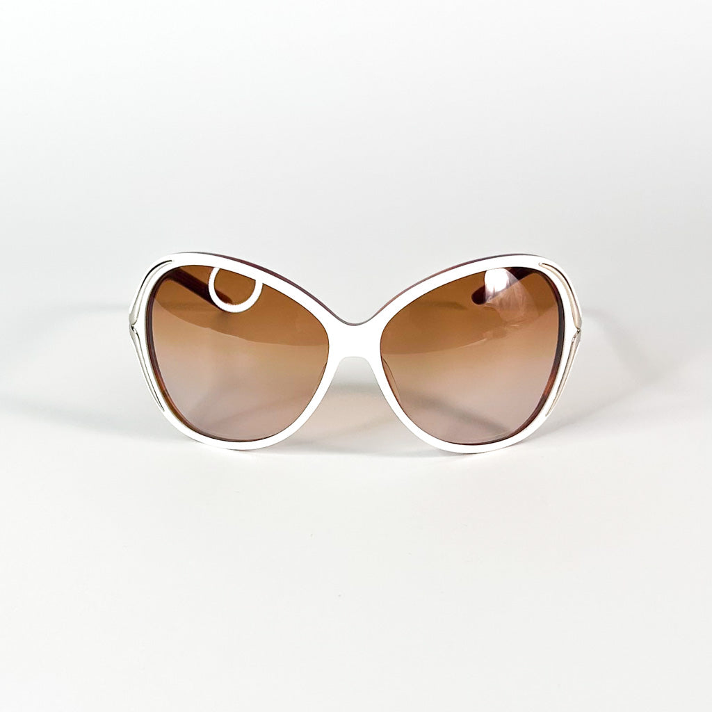 Vue 3/4 lunettes Diesel, design oversize rétro-futuriste