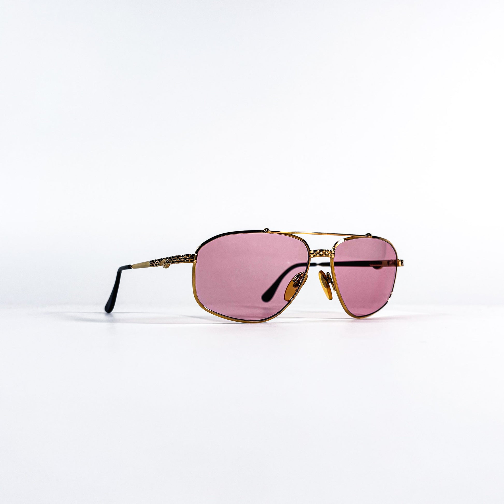Lunettes Ettore Bugatti 504S métal doré profil avec verres roses